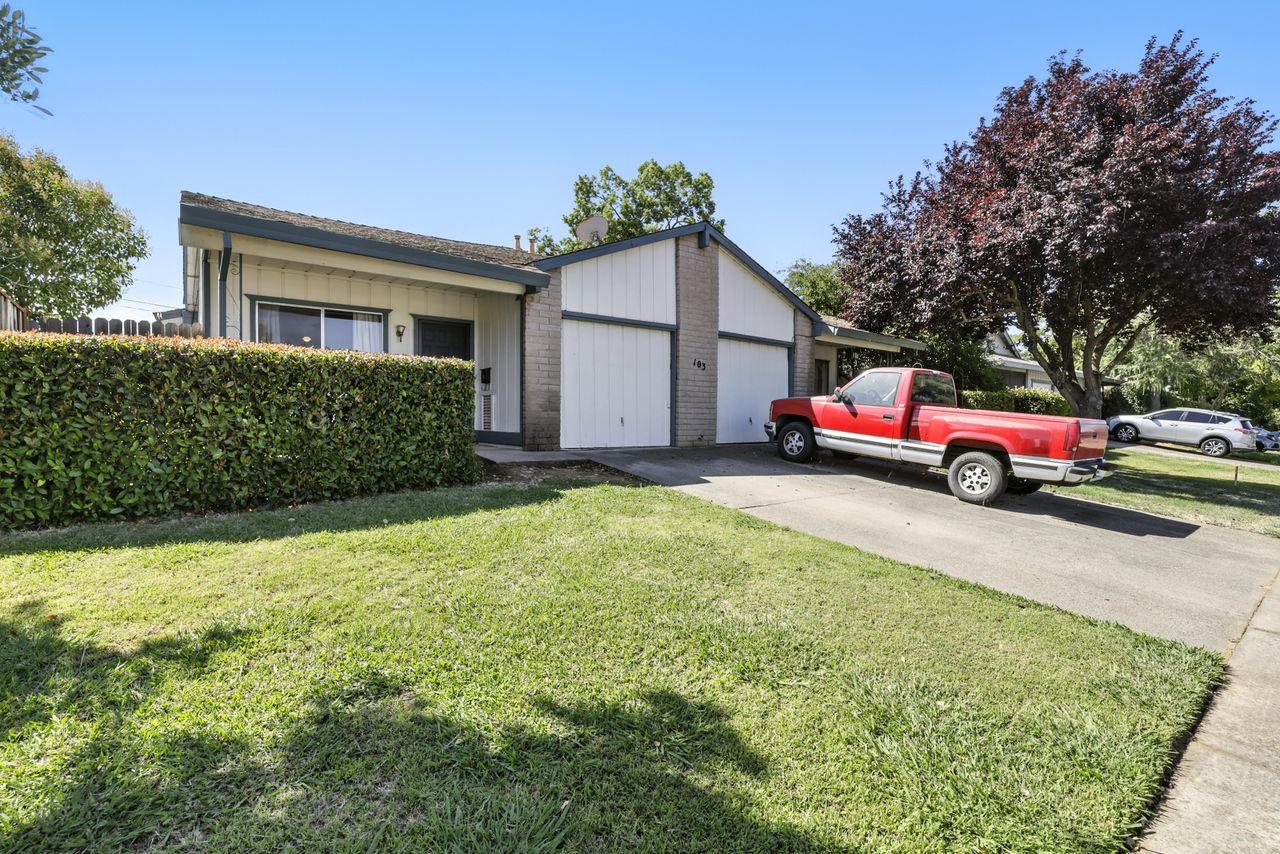 103 Persifer Street