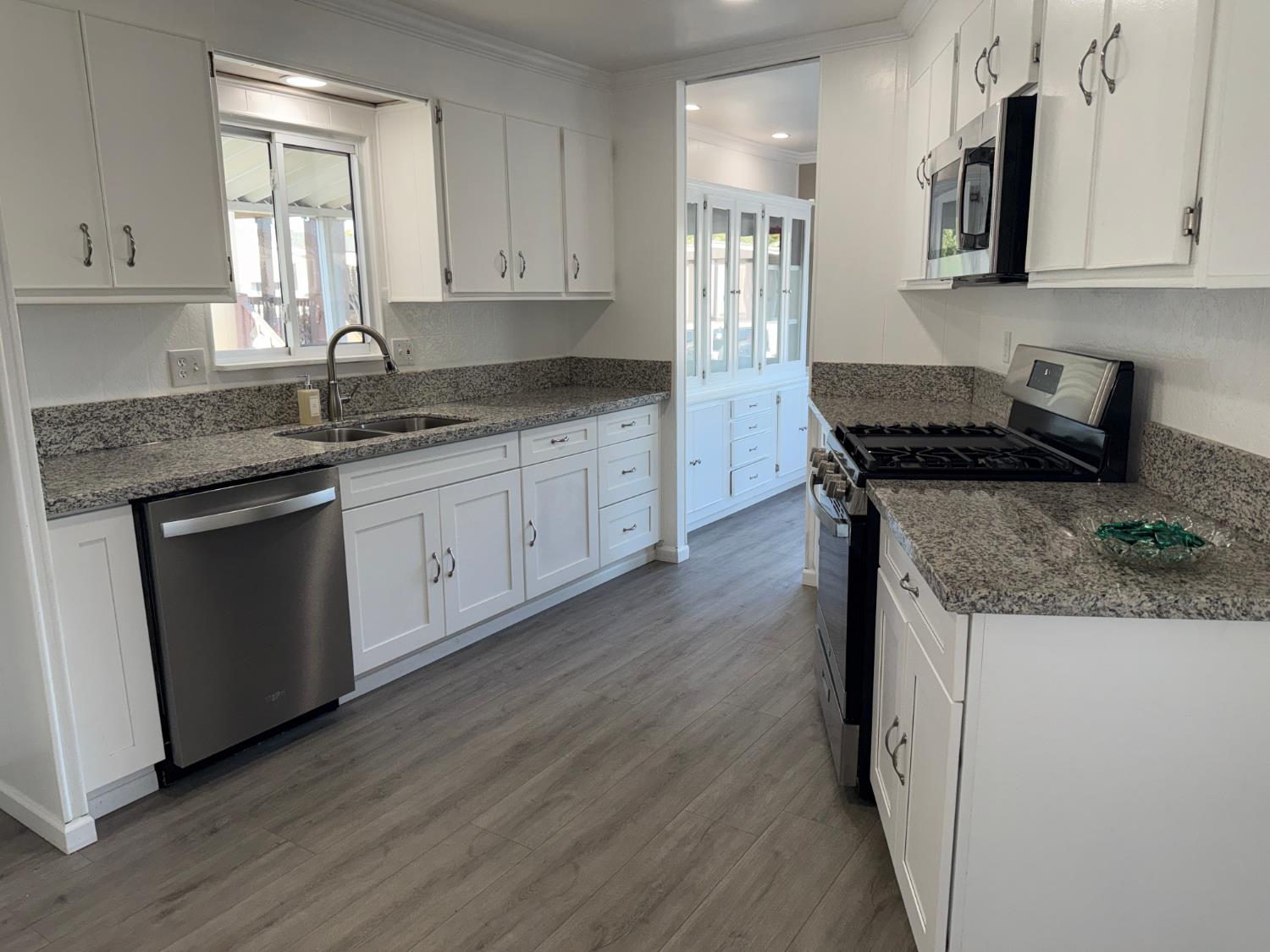 6724 Capitol Circle