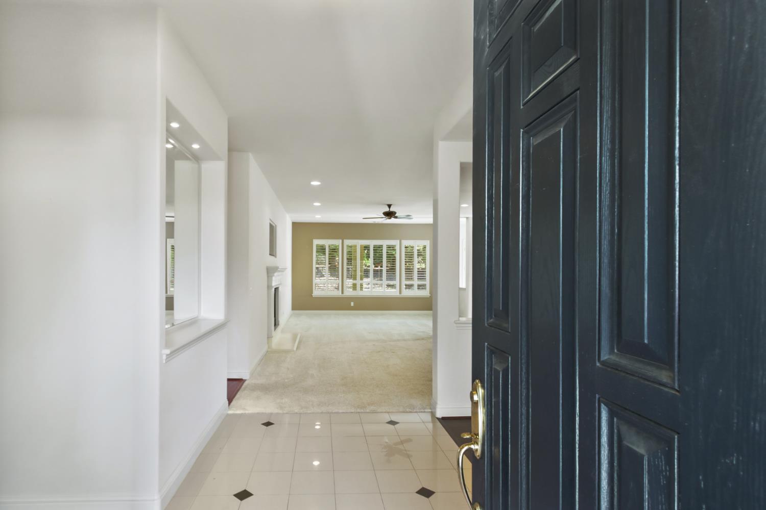 3015 Sultana Court