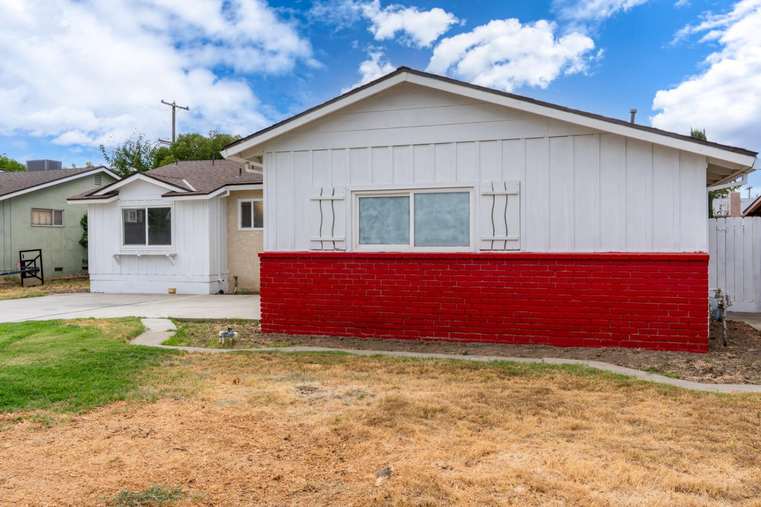 Los Banos, California 93635, United States, 3 Bedrooms Bedrooms, ,2 BathroomsBathrooms,Residential,Active,221538