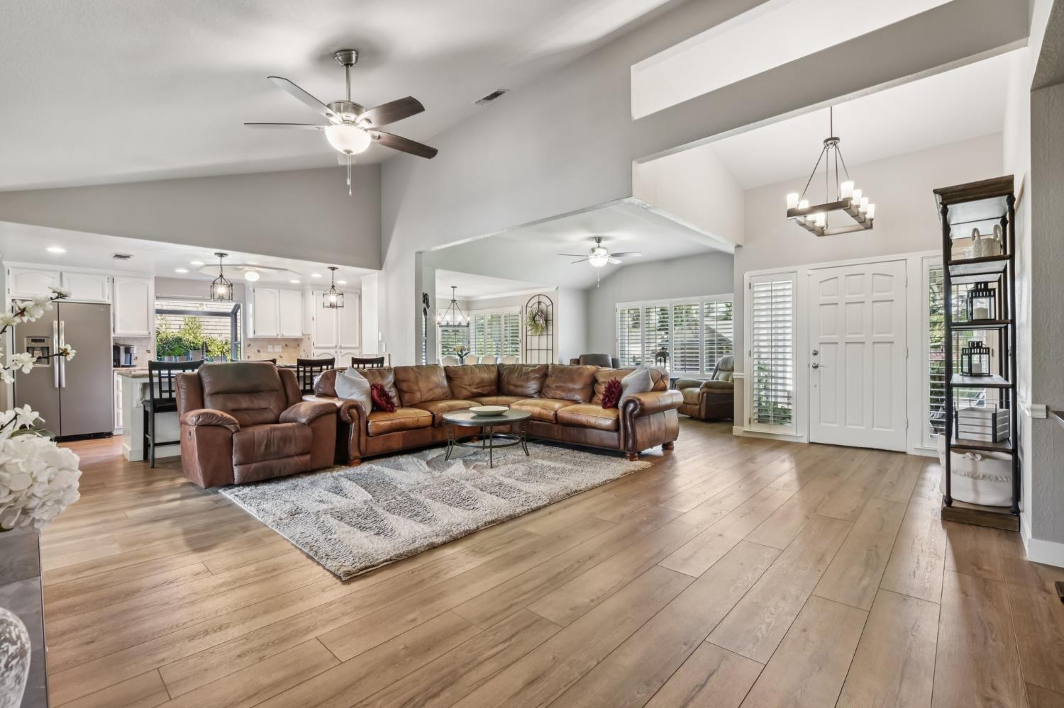1304 Ridgecrest Way