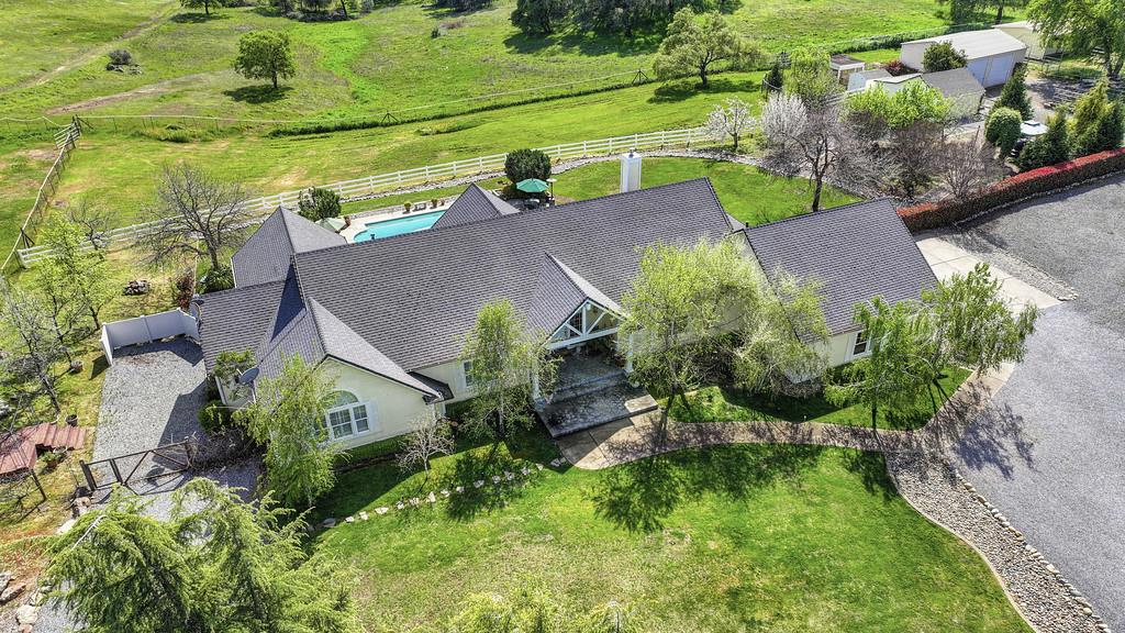 4558 Country View Court