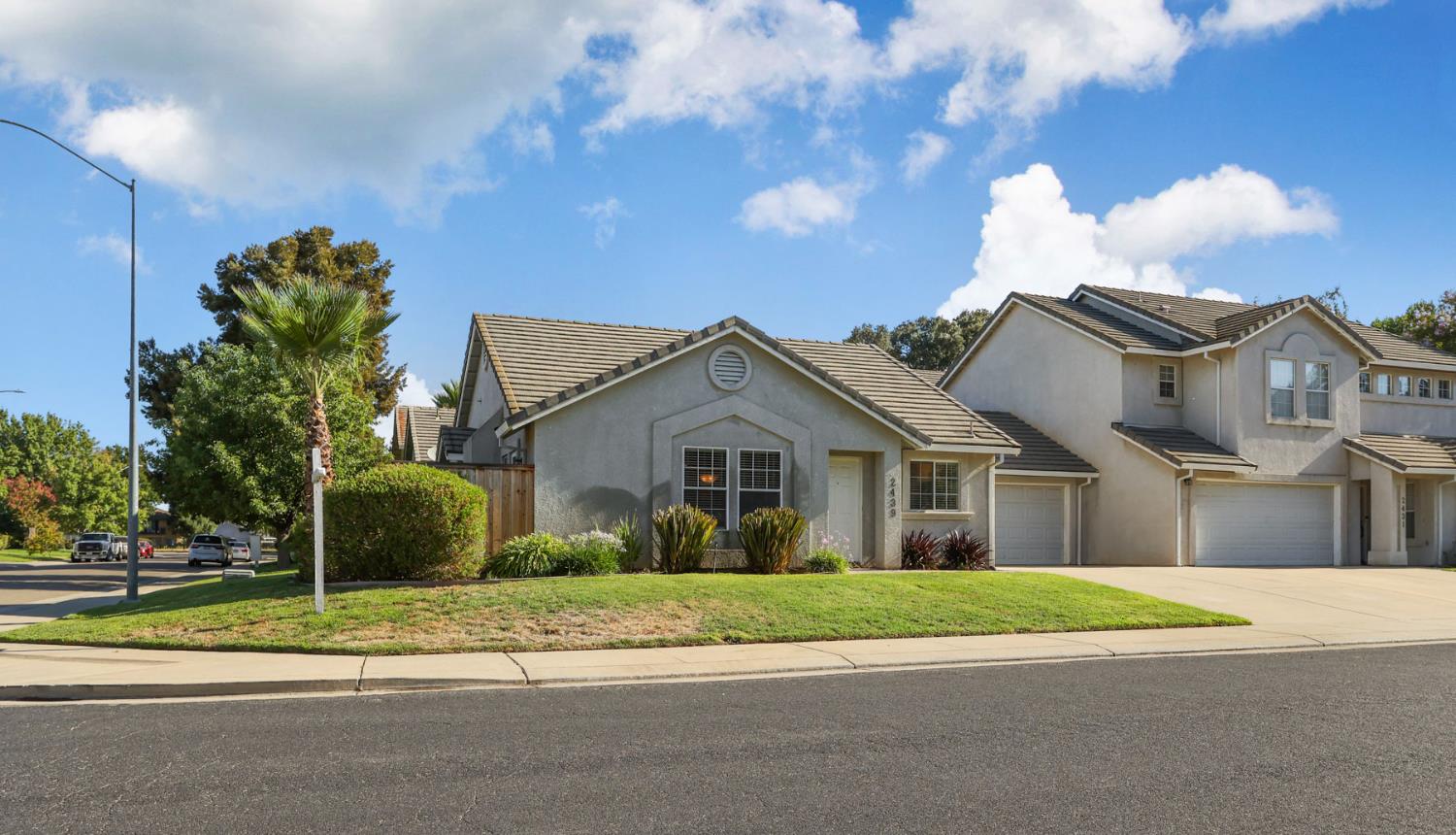 2439 Inglewood Drive