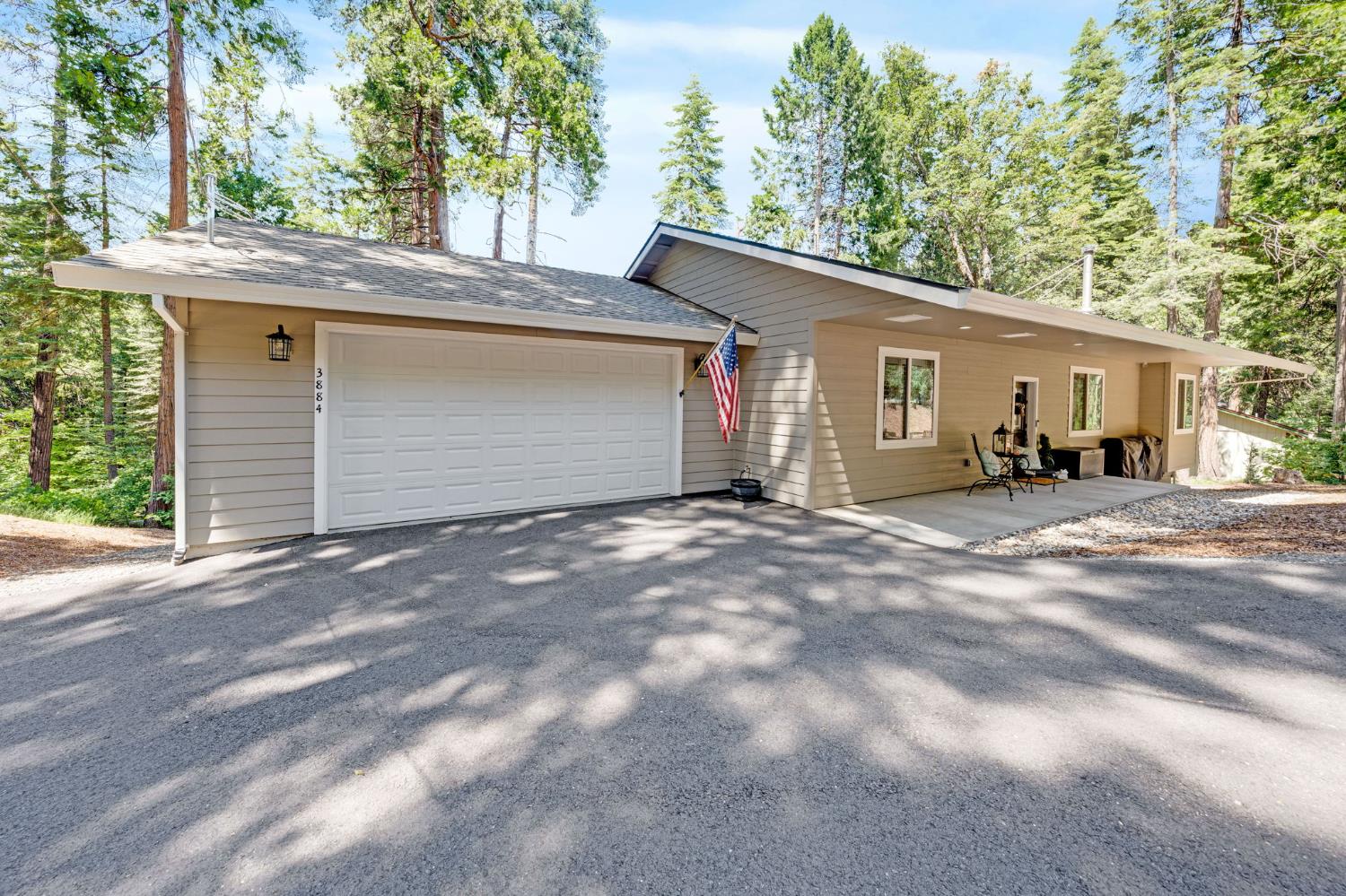 3884 Opal Trail