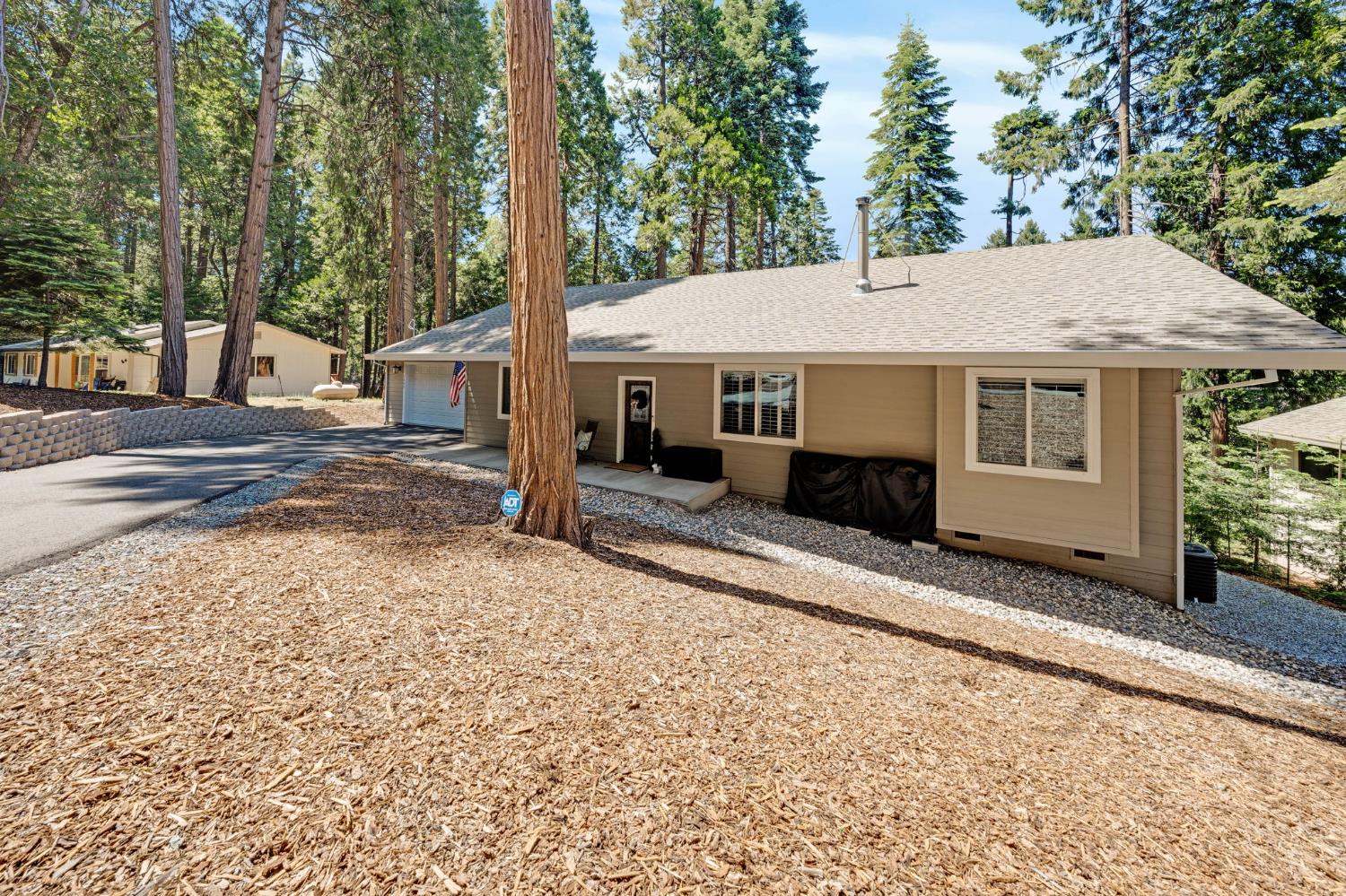 3884 Opal Trail