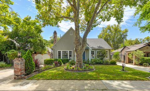 2716 6th Avenue Sacramento CA 95818