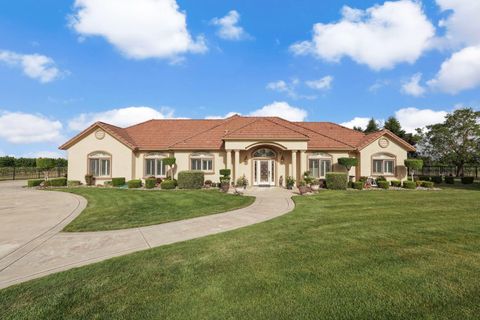 MLS: 225054172