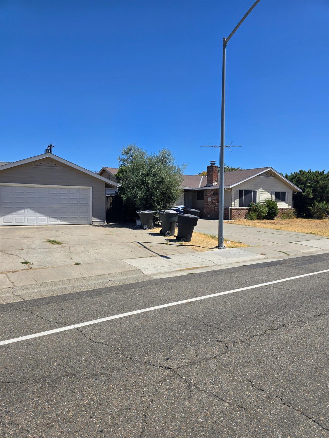 7233 Lindale Drive