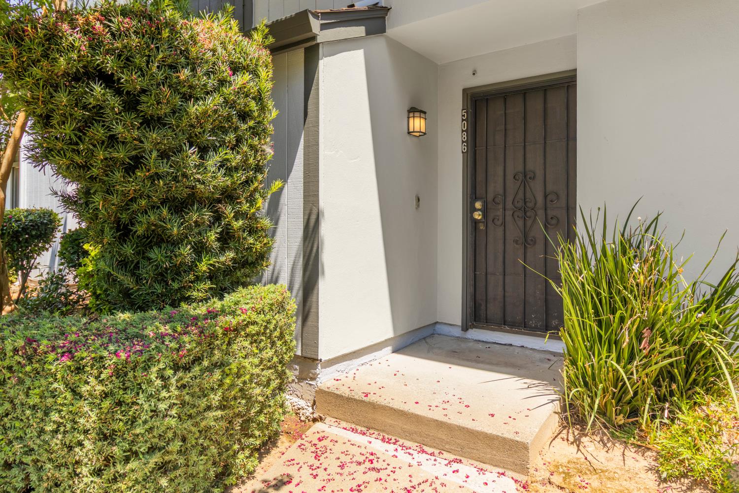 5086 Greenberry Drive