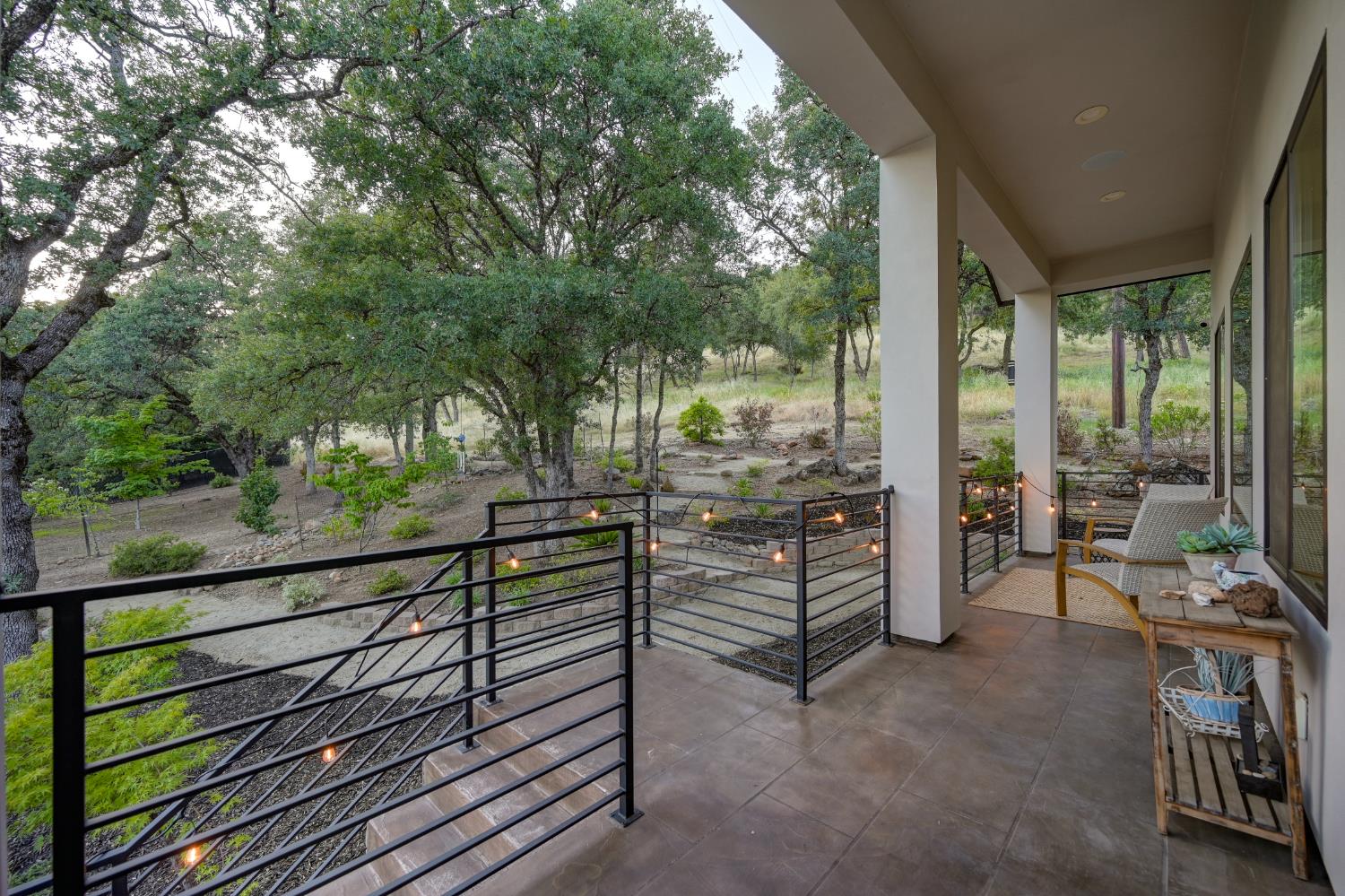 720 Deerbrooke Trail