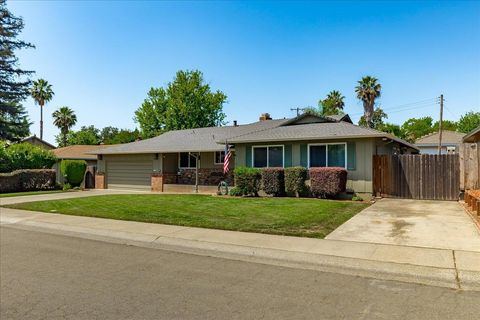 4939 Brookglen Way Carmichael CA 95608