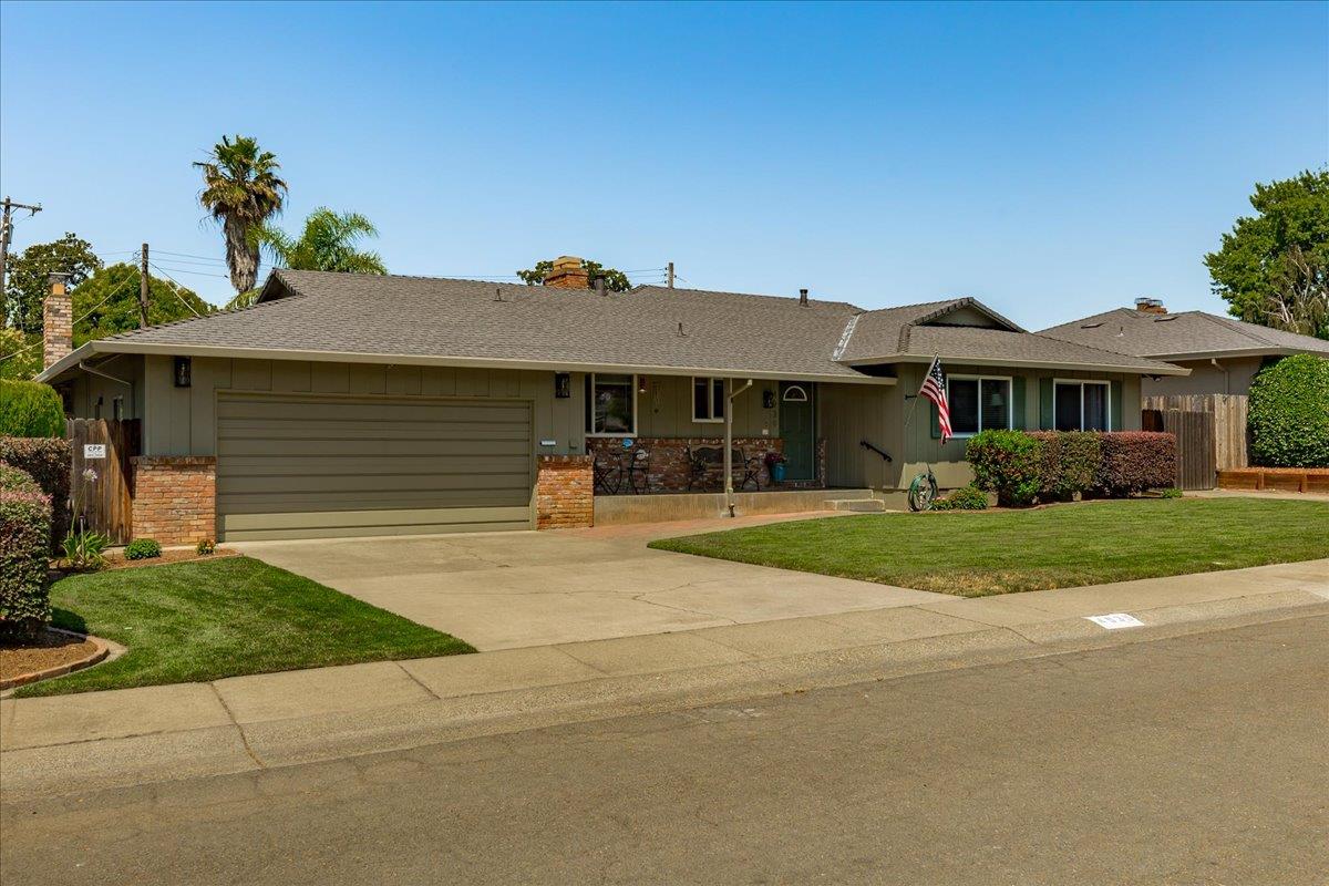 4939 Brookglen Way