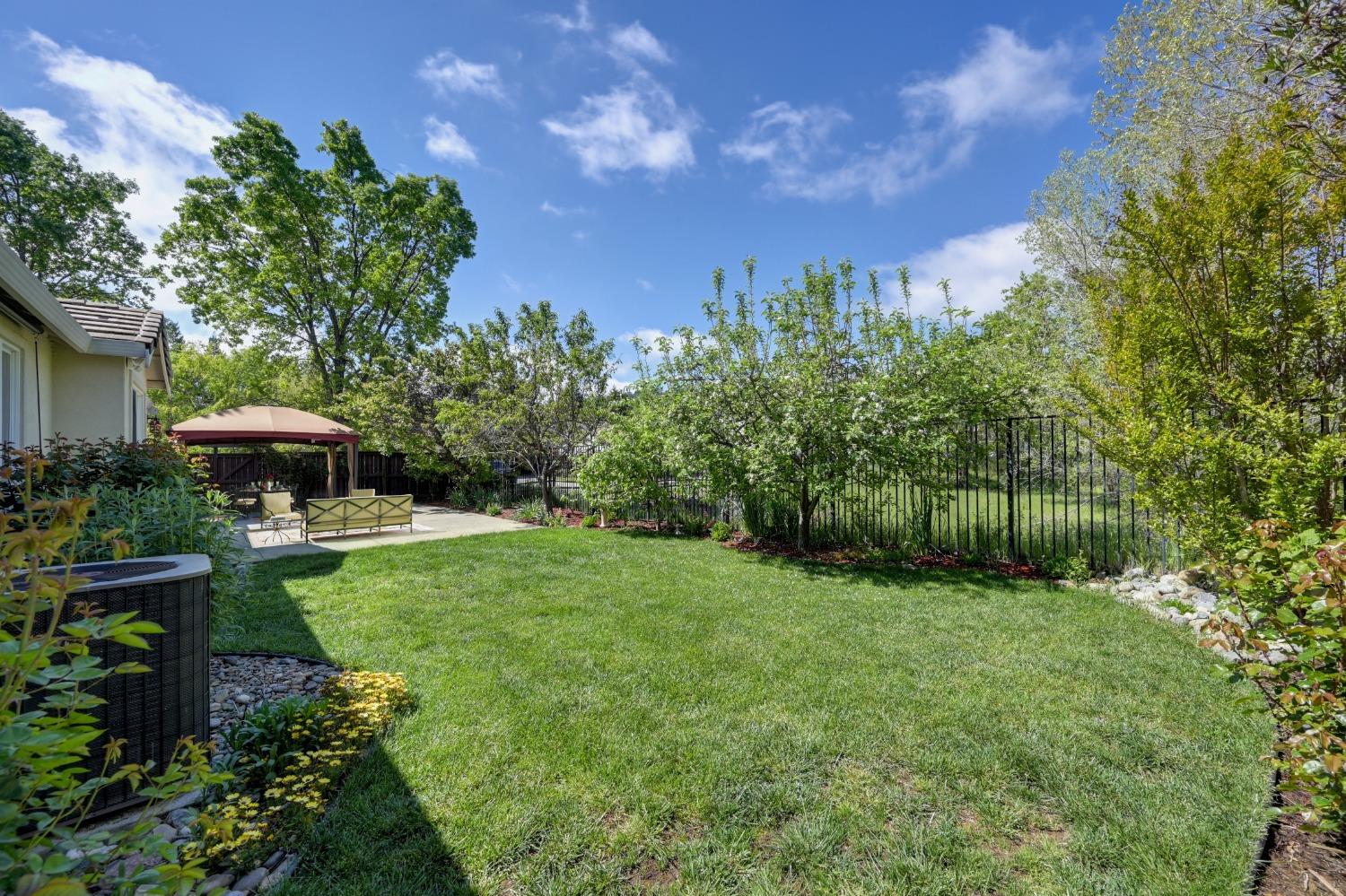 5083 Whistlers Bend Way
