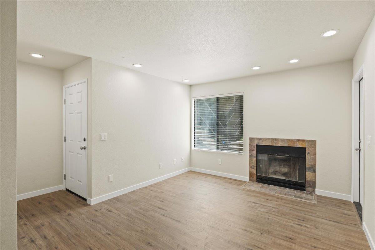 3939 Madison Avenue 143