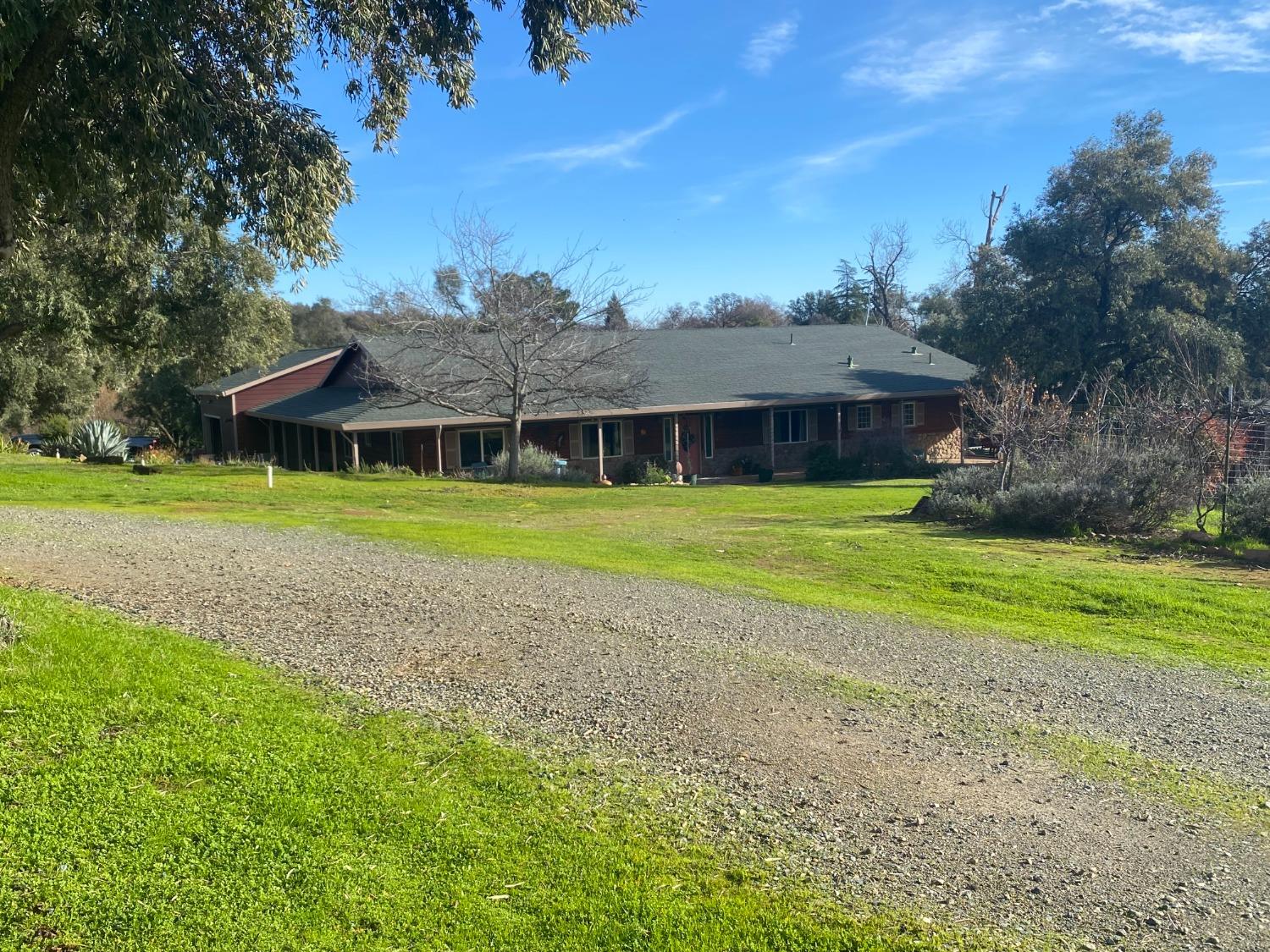 5142 Loop Road