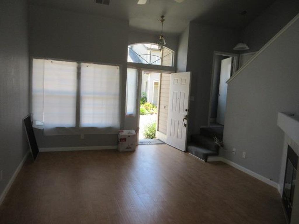 Photo of 9572 S Coast Lane, Elk Grove, CA 95758 (MLS # 226030678)