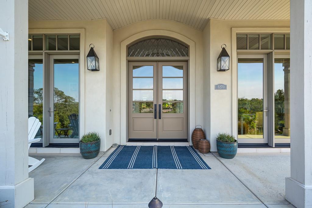 5270 Da Vinci Drive