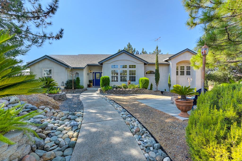1722 Deadwood Court