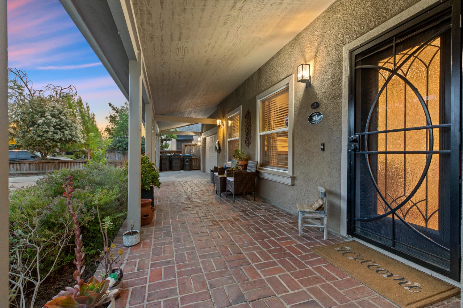33 E pine