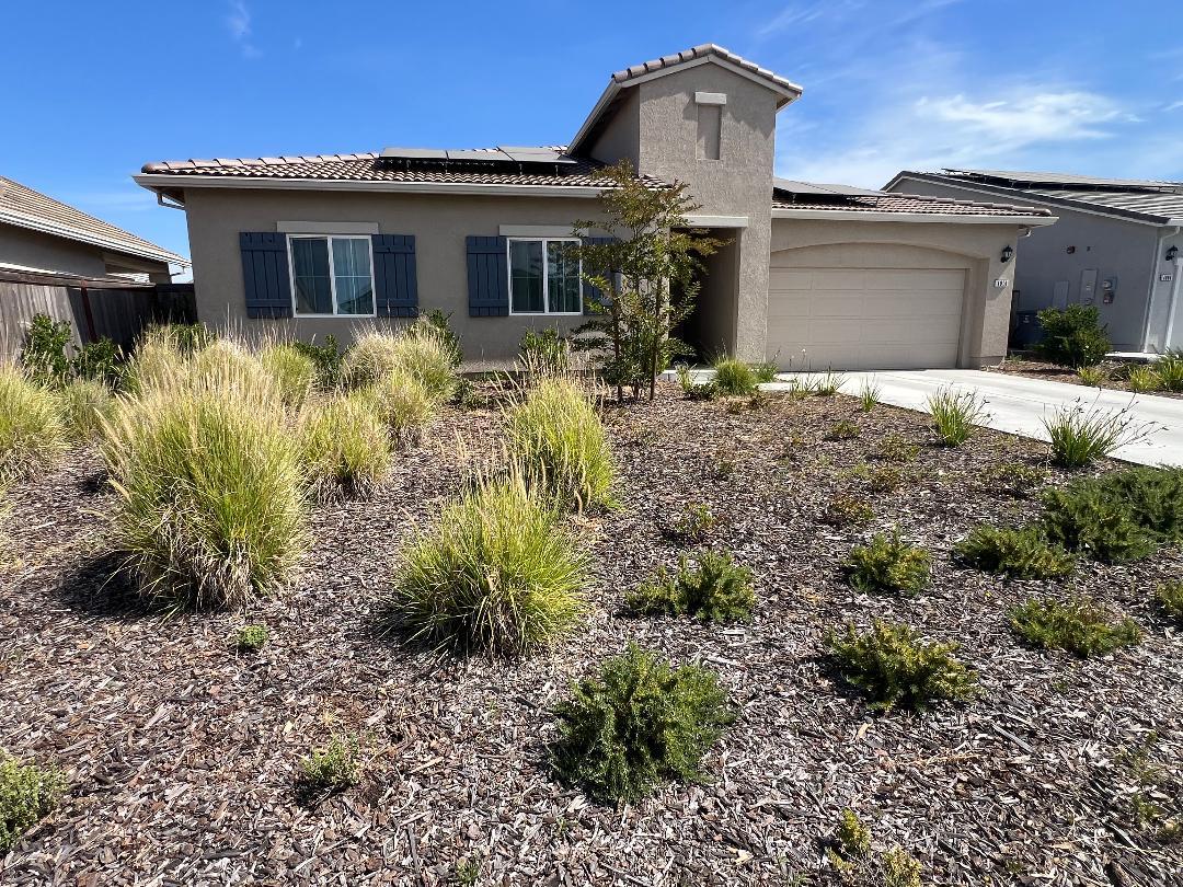 4910 Starfruit Court
