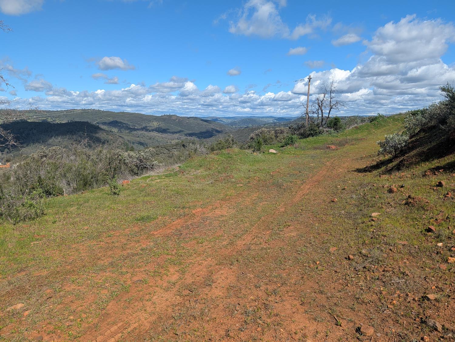 645 Kanaka Valley Road