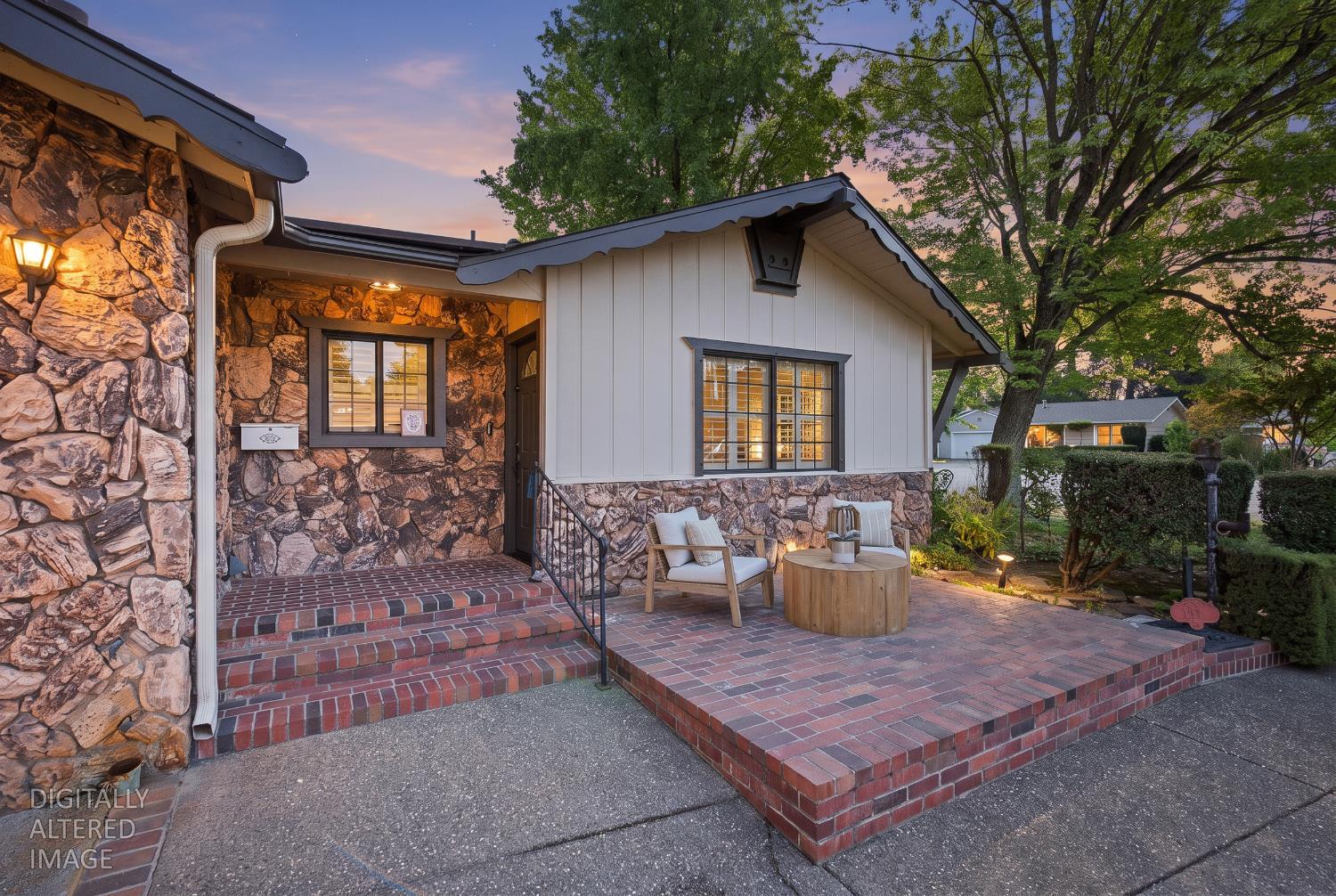 316 Evelyn Avenue