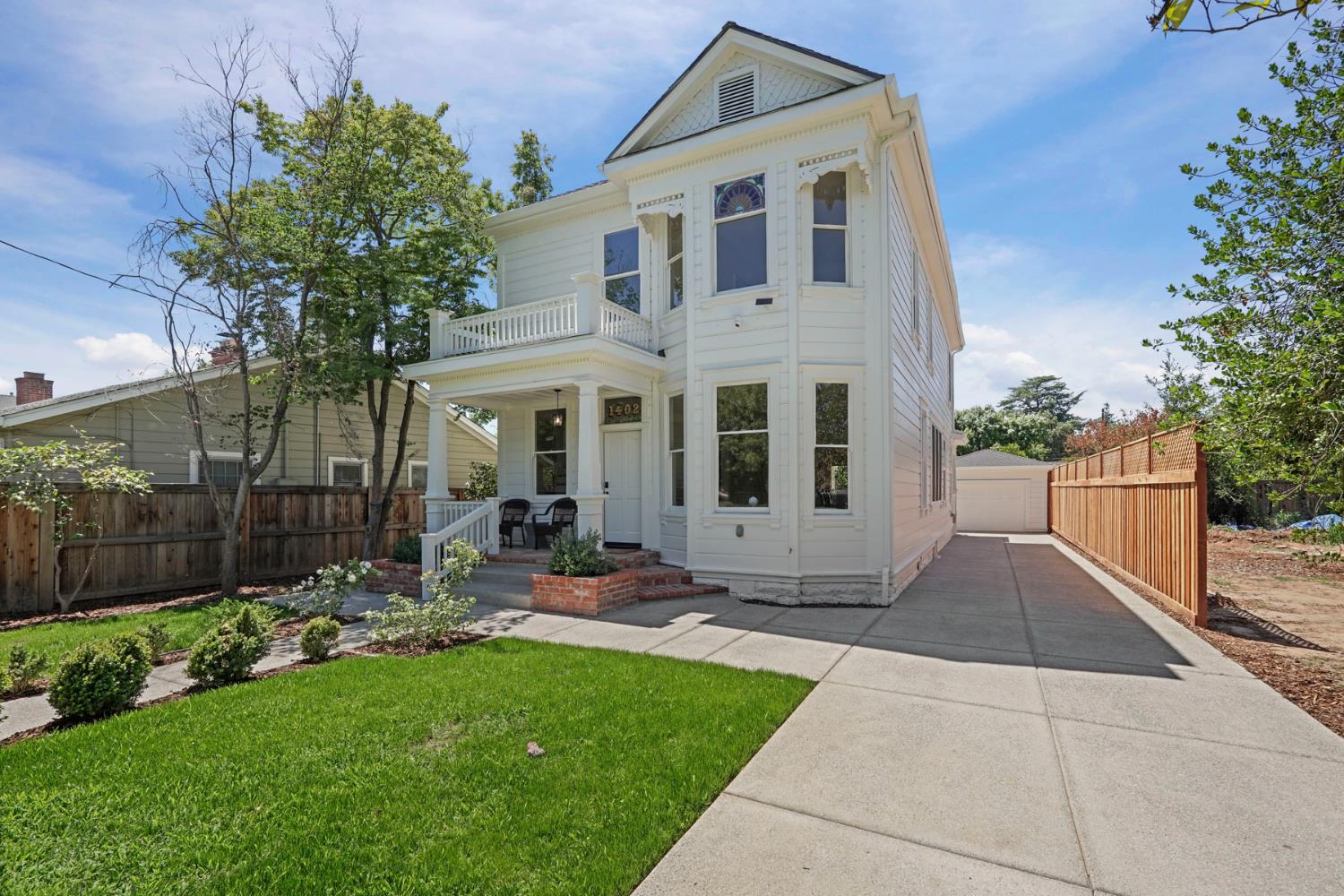 1402 51st Street