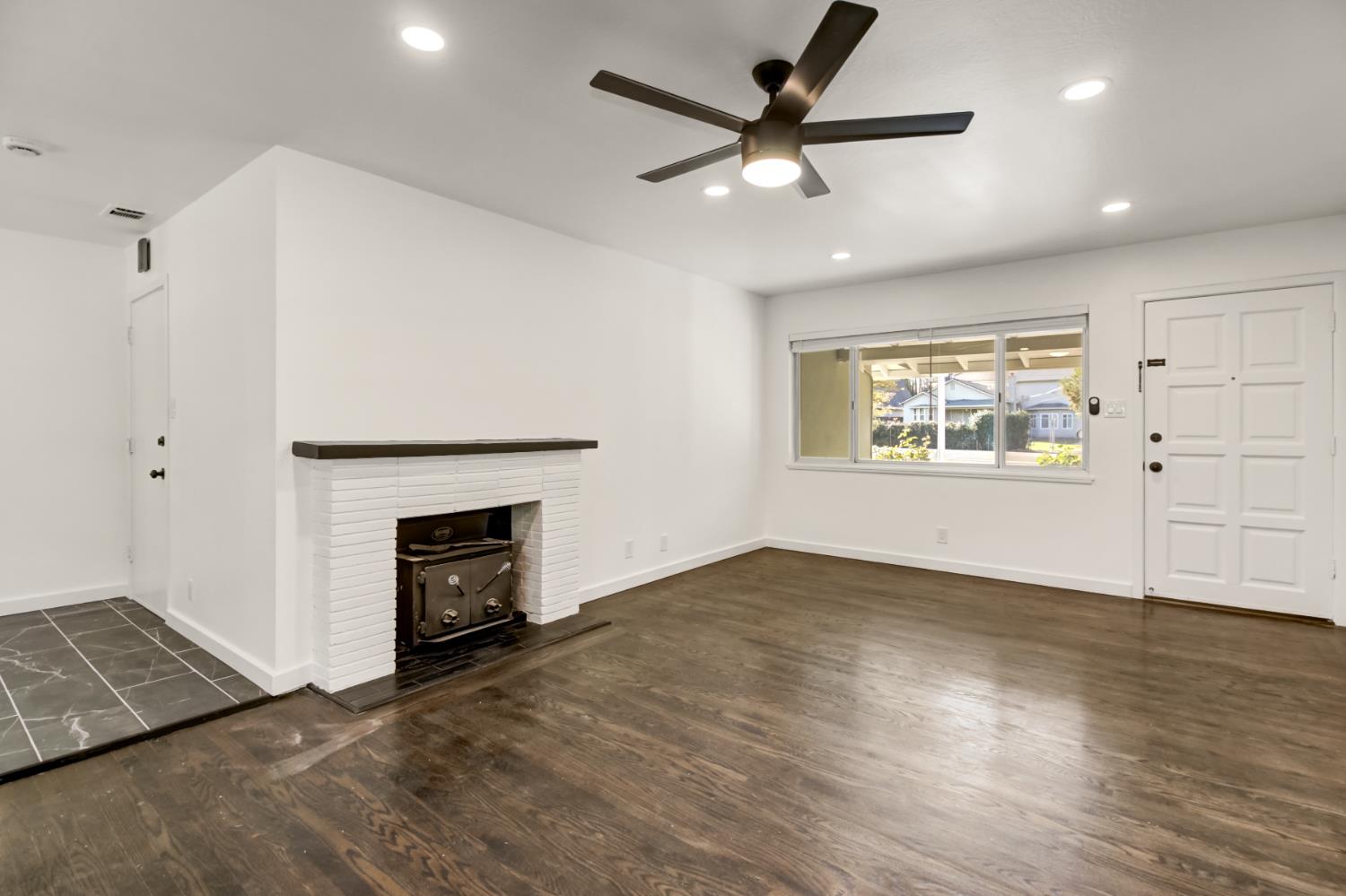 3210 Garfield Avenue