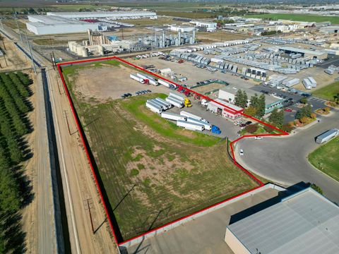 4475 Farm Supply Drive Ceres CA 95307