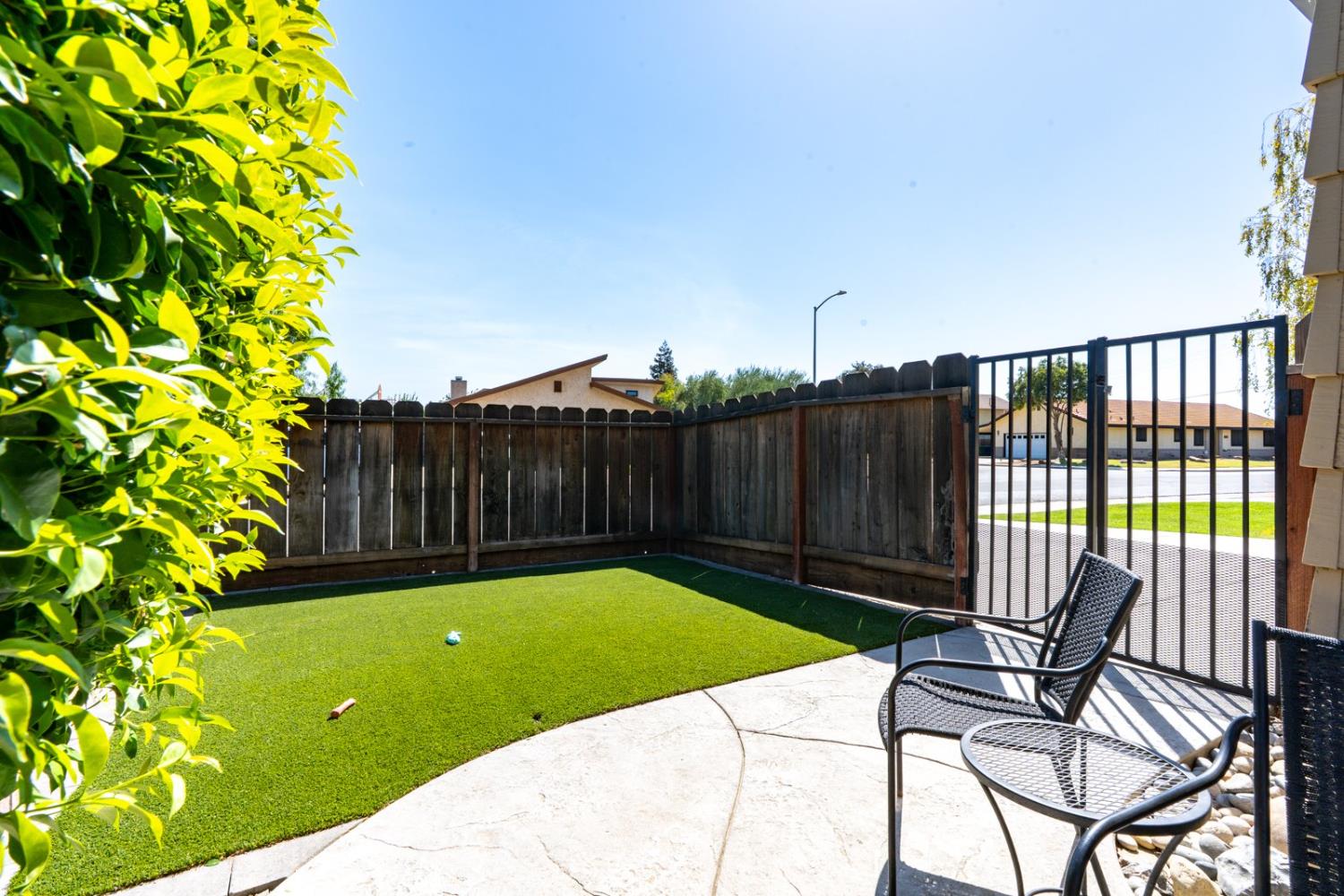 Los Banos, California 93635, United States, 4 Bedrooms Bedrooms, ,3 BathroomsBathrooms,Residential,Active,201012