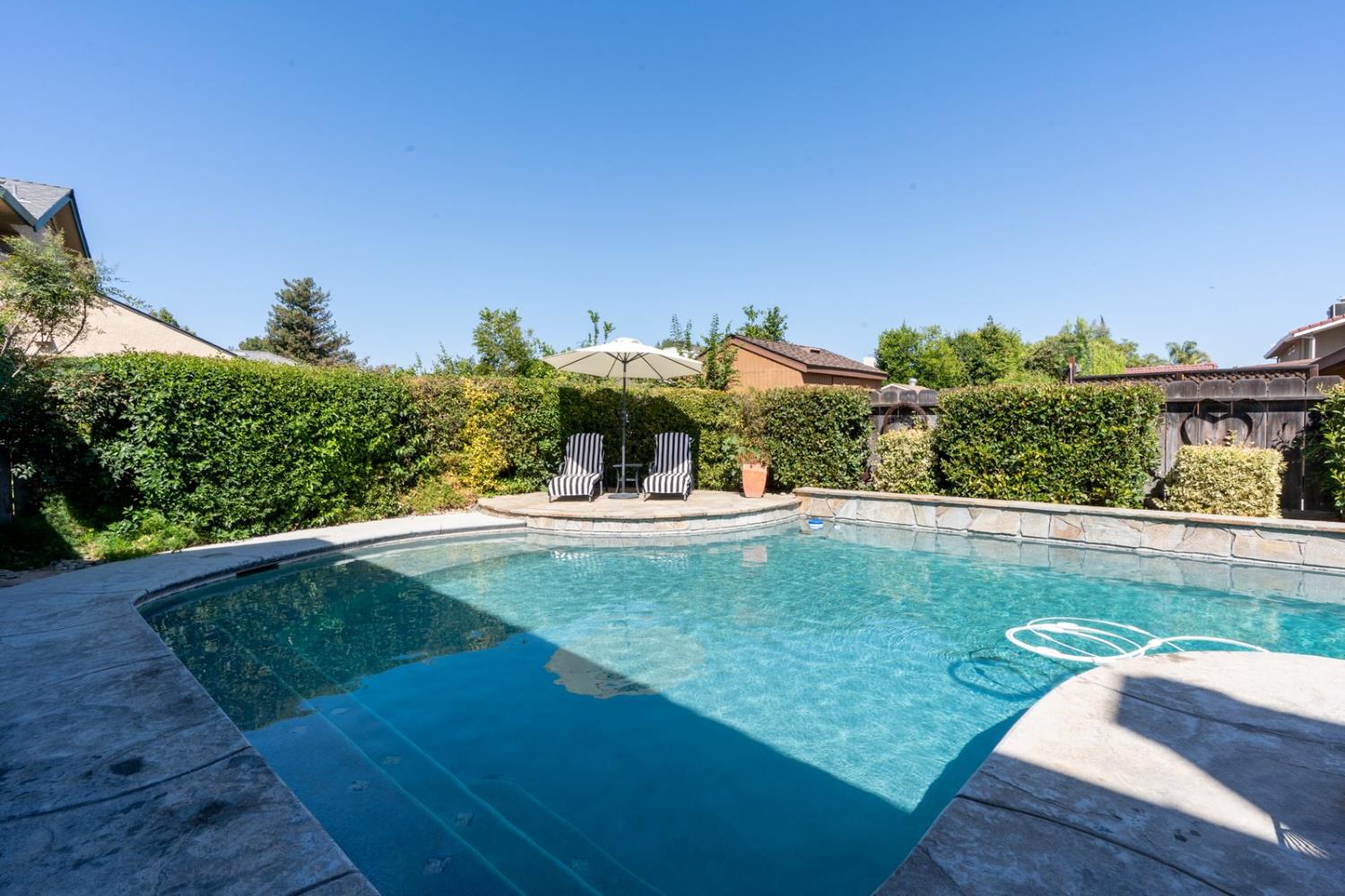 Los Banos, California 93635, United States, 4 Bedrooms Bedrooms, ,3 BathroomsBathrooms,Residential,Active,201012