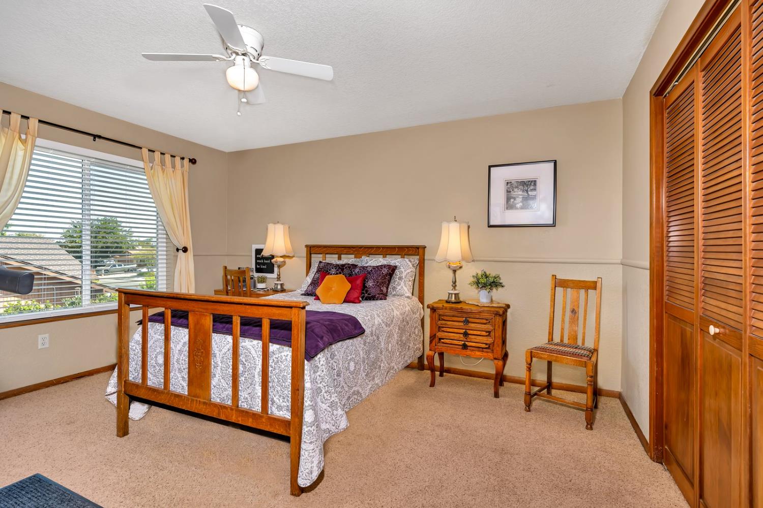 Los Banos, California 93635, United States, 4 Bedrooms Bedrooms, ,3 BathroomsBathrooms,Residential,Active,201012