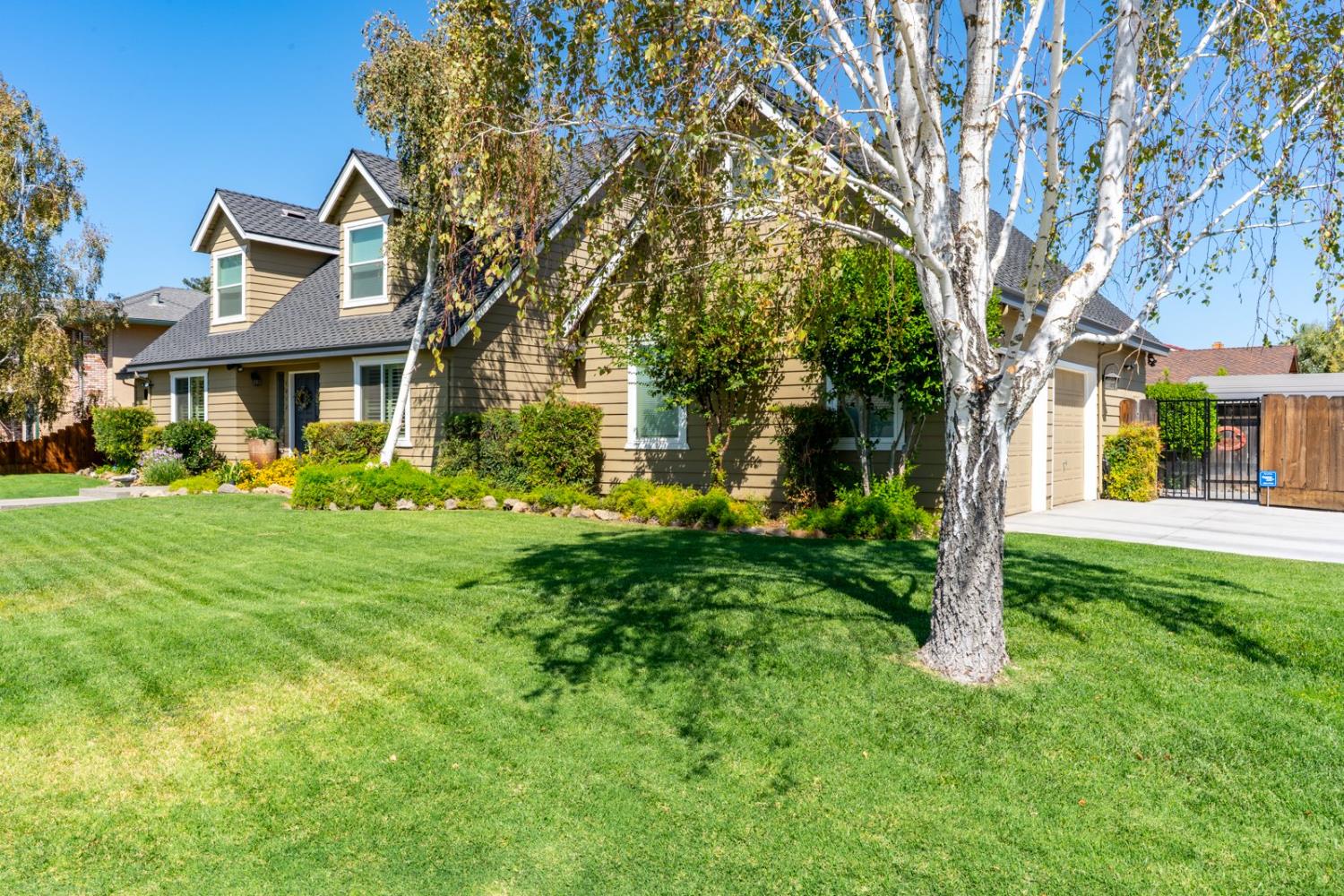 Los Banos, California 93635, United States, 4 Bedrooms Bedrooms, ,3 BathroomsBathrooms,Residential,Active,201012