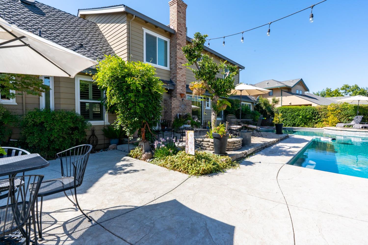 Los Banos, California 93635, United States, 4 Bedrooms Bedrooms, ,3 BathroomsBathrooms,Residential,Active,201012