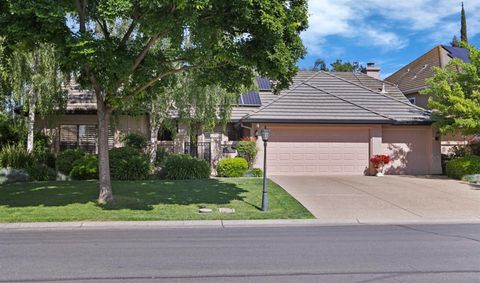 4118 Saint Andrews Drive Stockton CA 95219