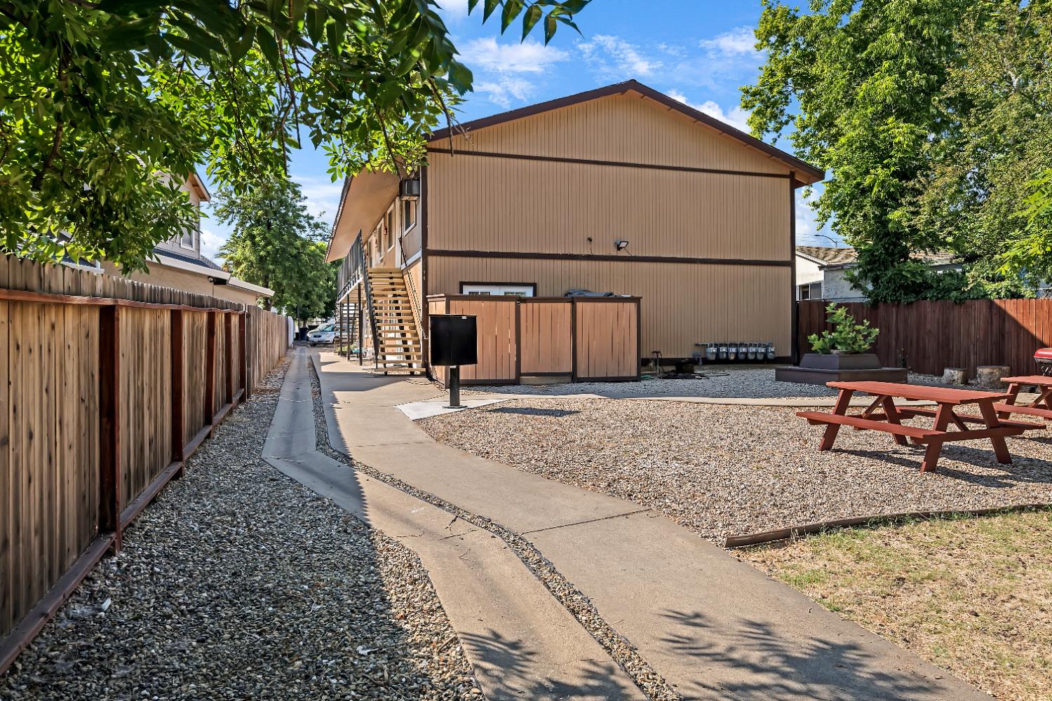 2944 Del Paso Boulevard