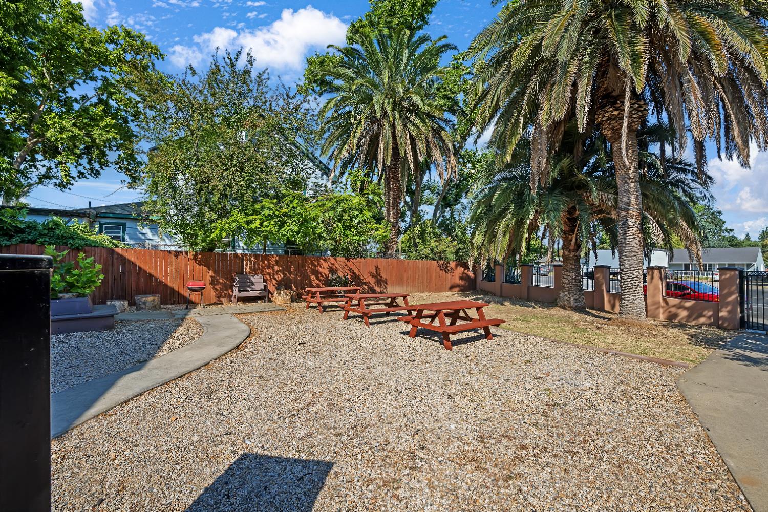 2944 Del Paso Boulevard