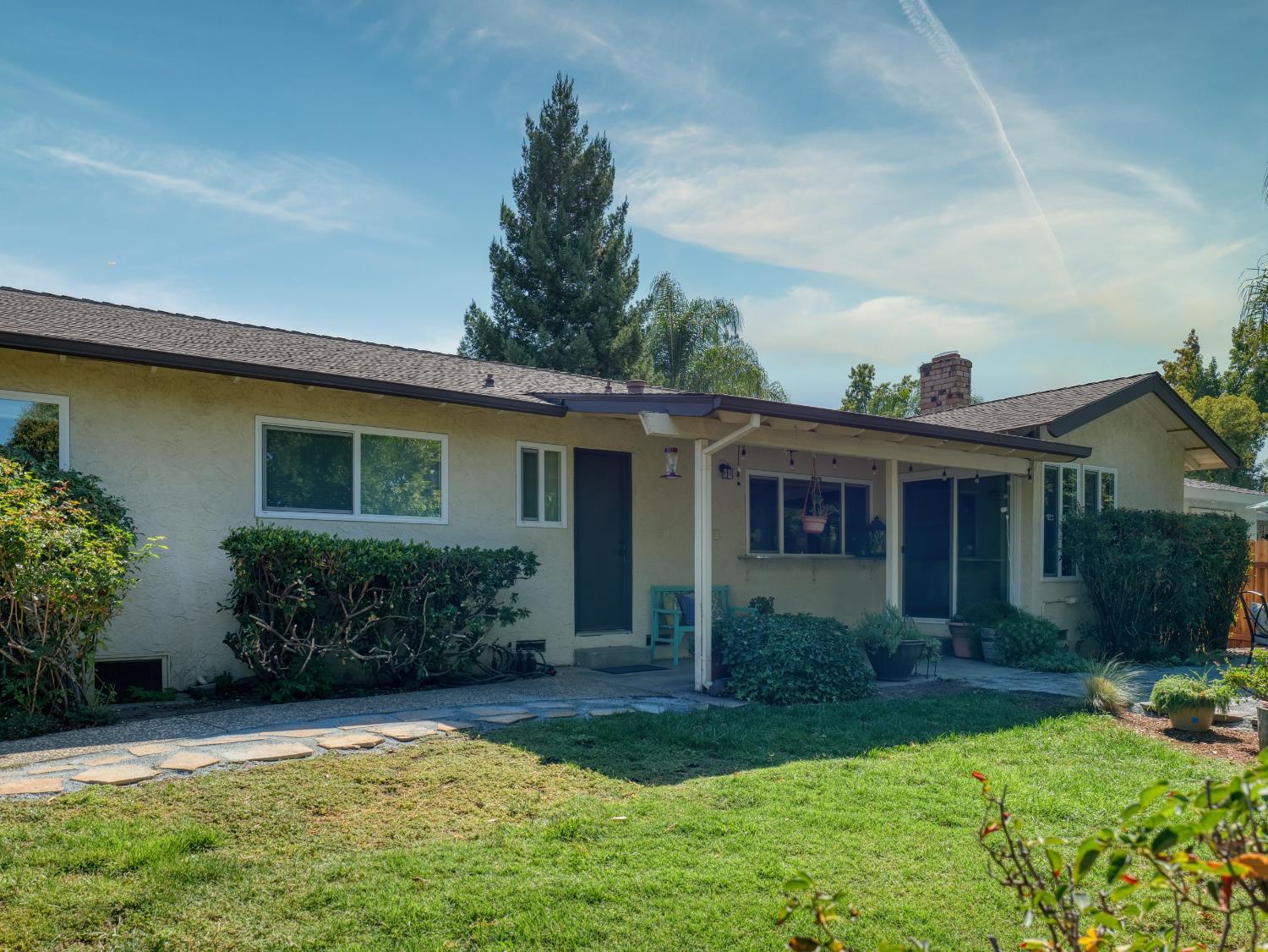 4605 Ladera Way