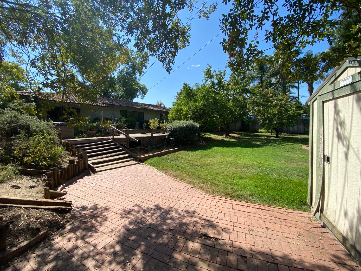 Fair Oaks, California 95628, United States, 4 Bedrooms Bedrooms, ,2 BathroomsBathrooms,Residential,Pending,214461