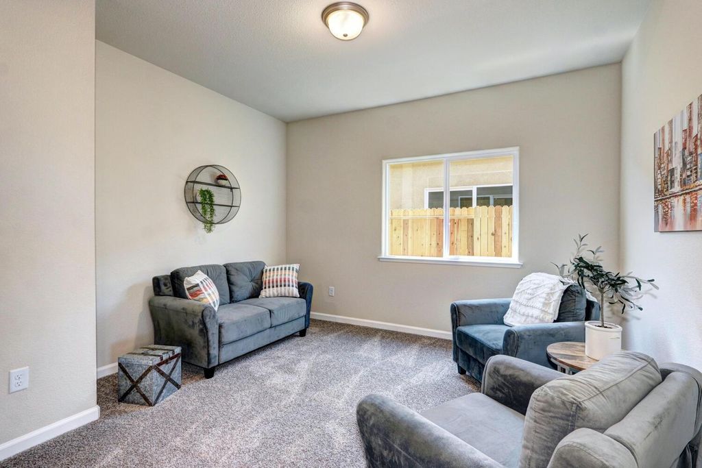 Photo of 1140 Palmer Road, Galt, CA 95632 (MLS # 226033984)