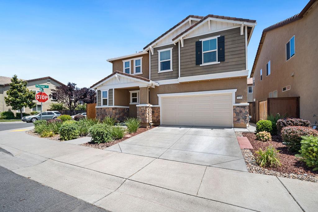 5236 Glimmer Way