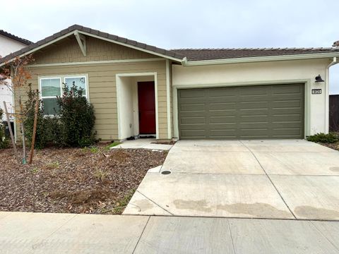 8628 Lakha Cir Sacramento CA 95828