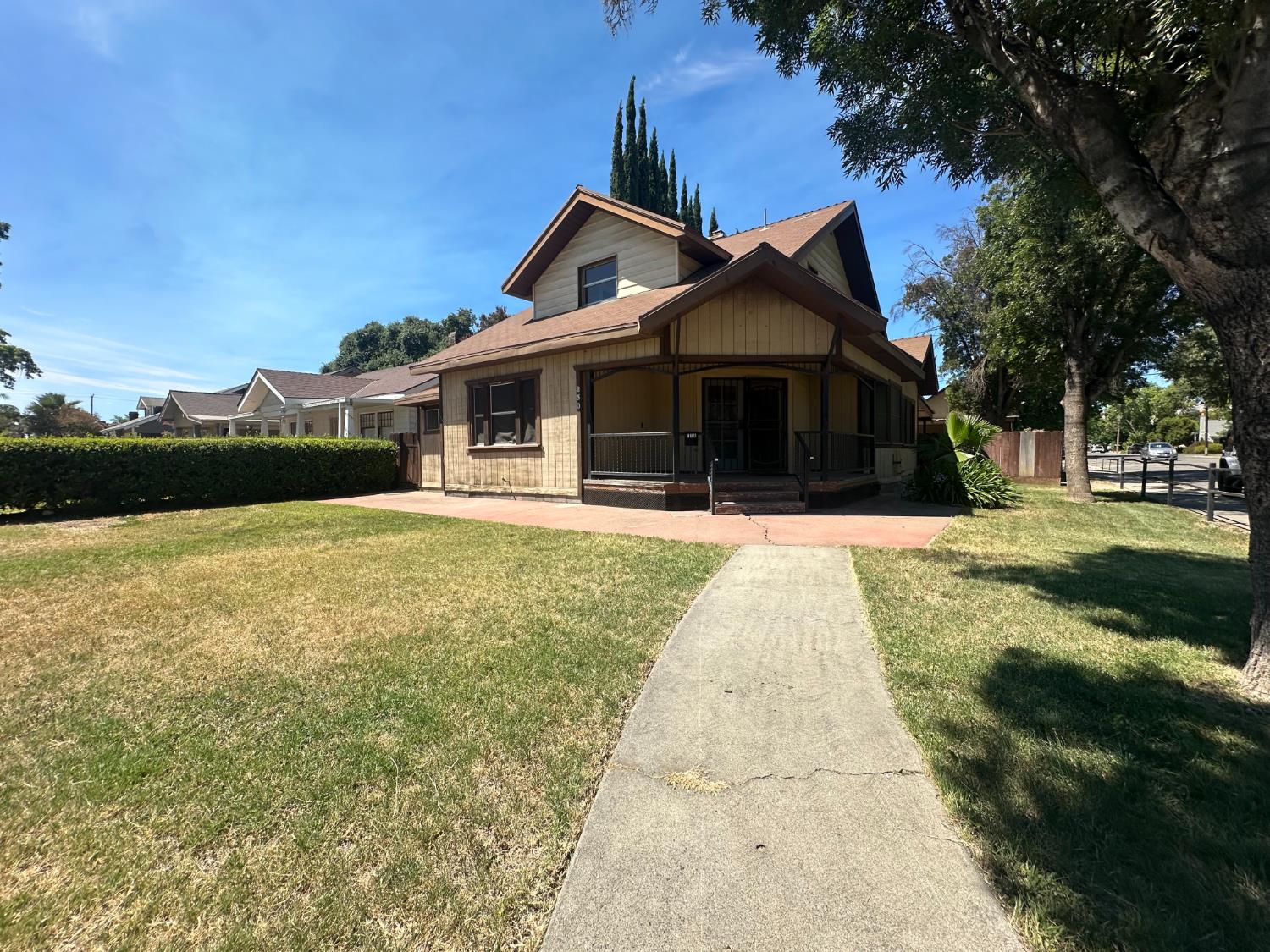 230 N 3rd Street