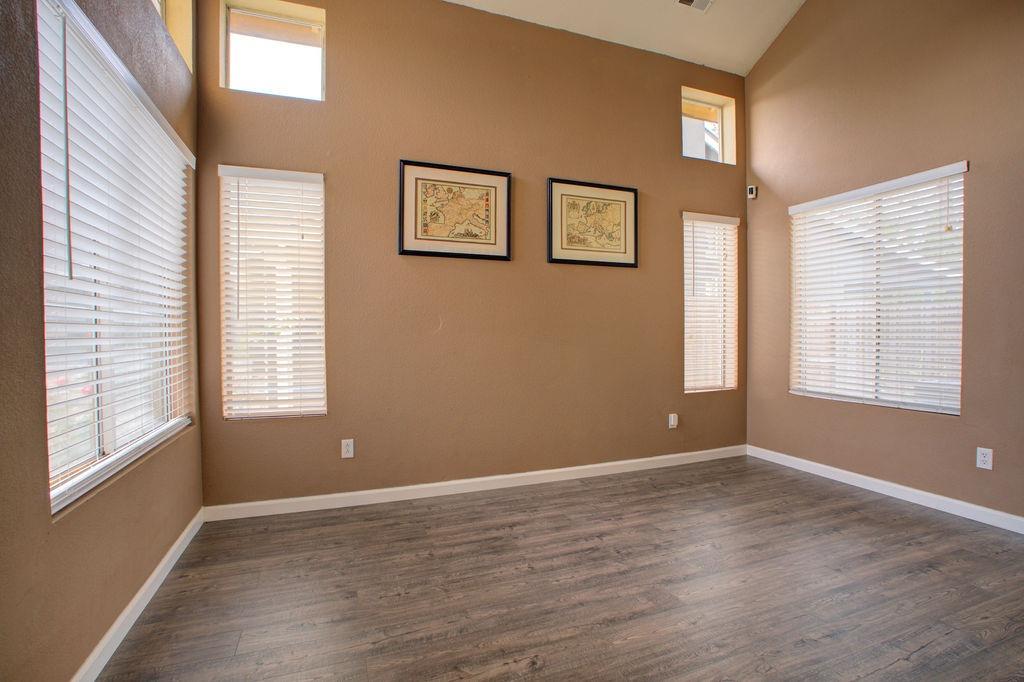 7610 Bluebrook Way