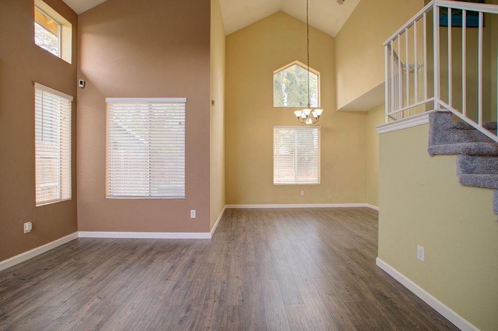 7610 Bluebrook Way