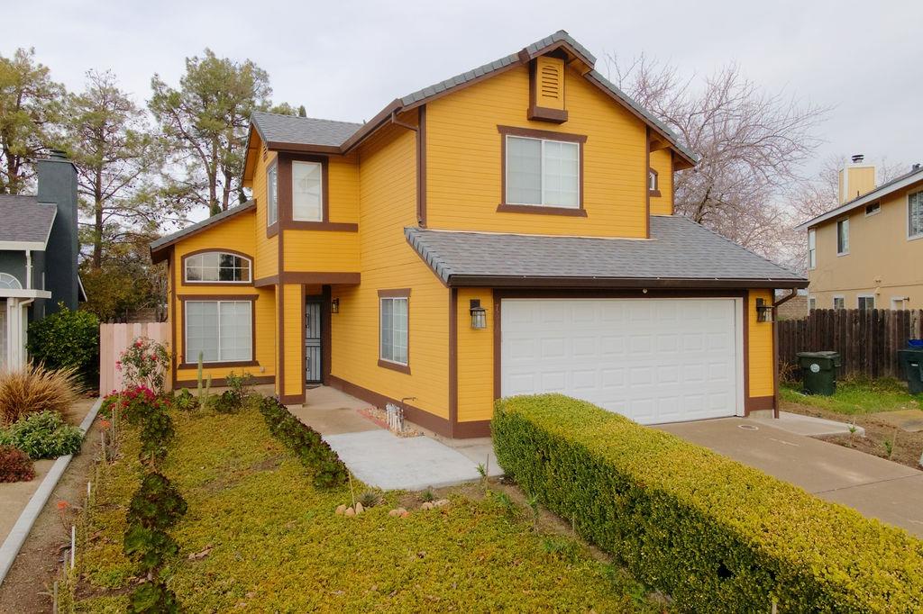 7610 Bluebrook Way