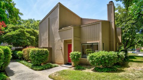 902 Vanderbilt Way Sacramento CA 95825