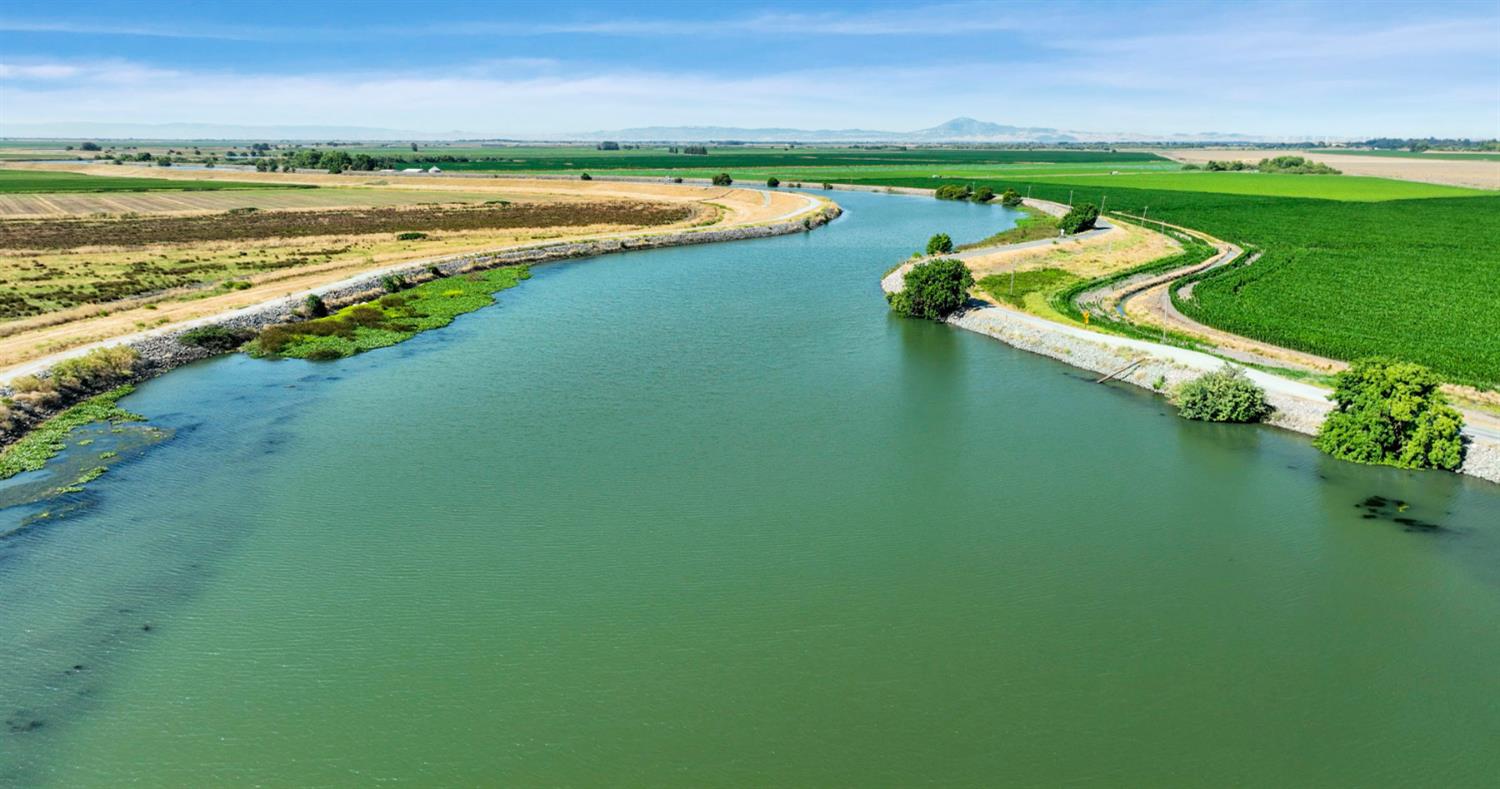 19701 Tyler Island Road