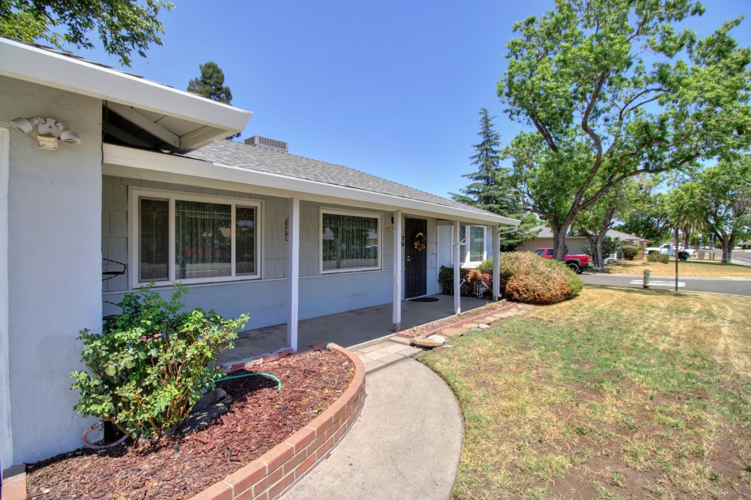 3709 Don Julio Boulevard