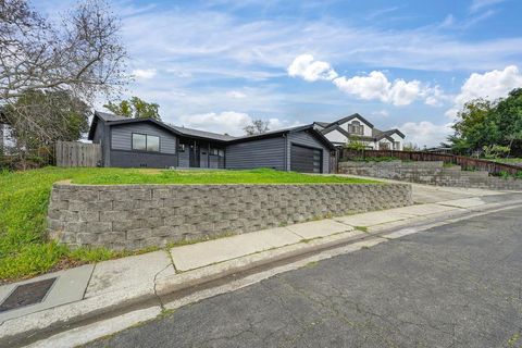 5334 Agate Way Carmichael CA 95608